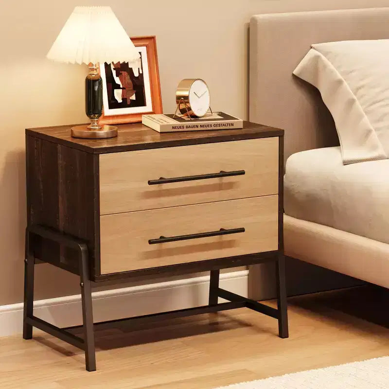Table de chevet avec tiroirs 60 cm de large, table de chevet avec rangement, table d'appoint en bois clair avec pieds en métal, table de chevet marron foncé